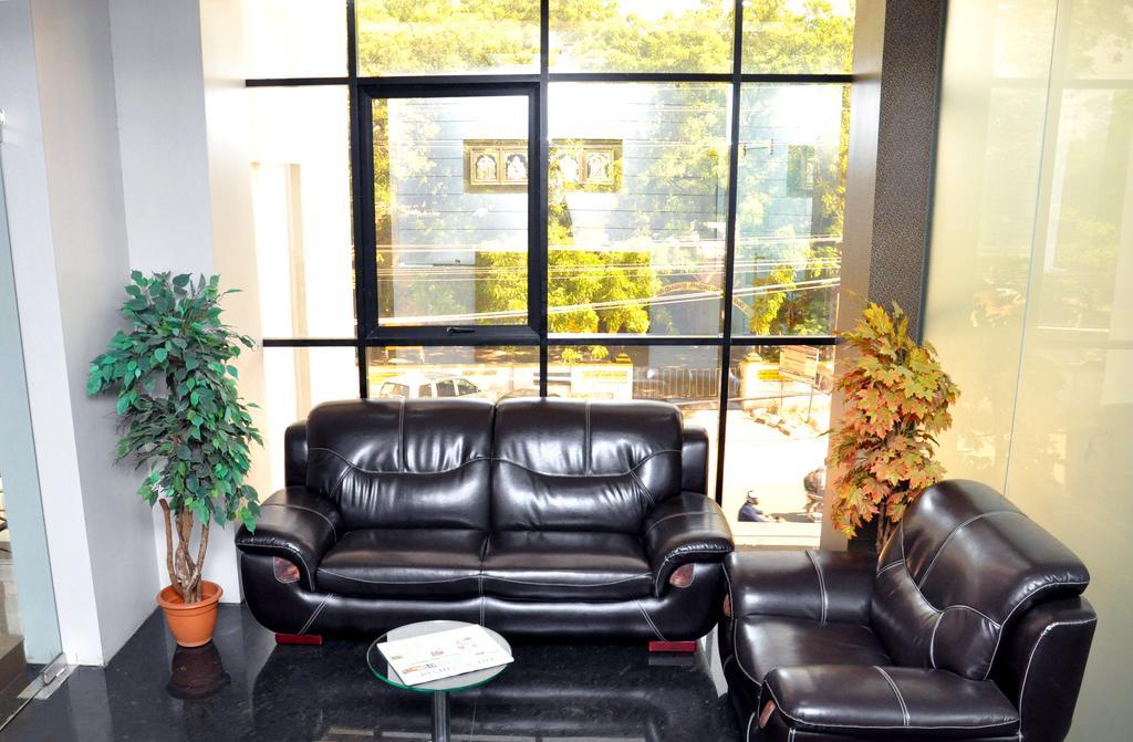 Hotel The Home Tiruppur Exterior photo