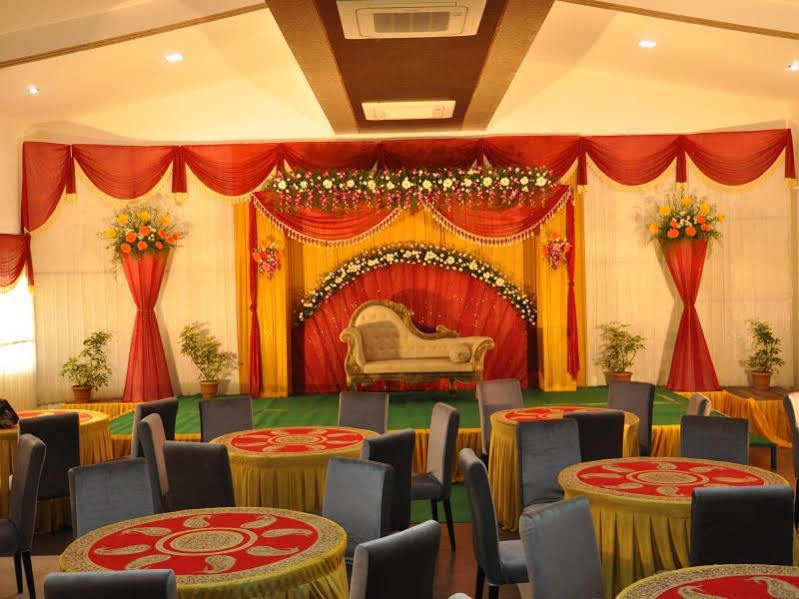Hotel The Home Tiruppur Exterior photo